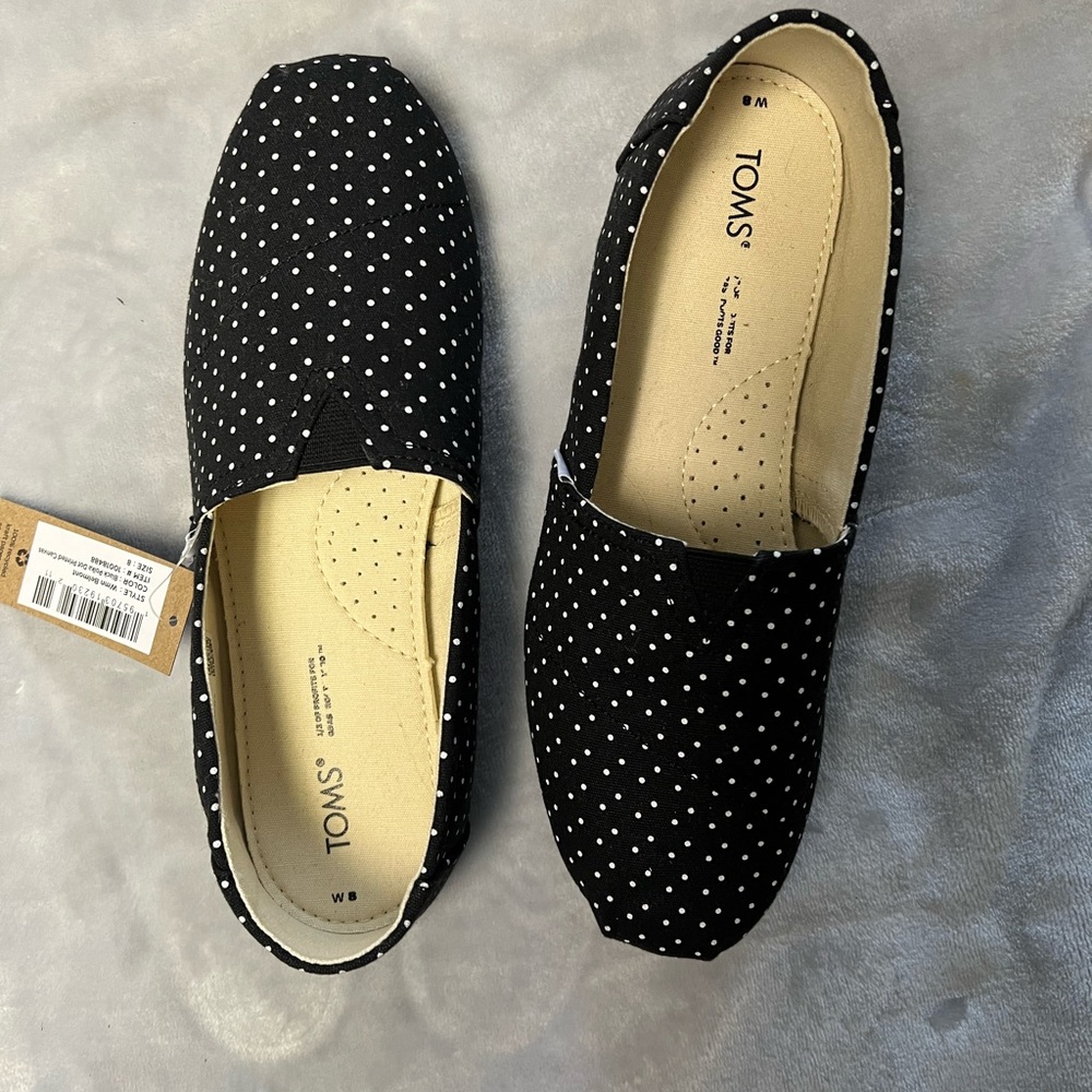 Tom’s black Polkadots new with tags size 8